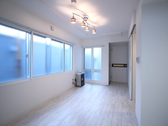 物件内観写真21　(居室)