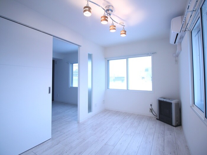 物件内観写真22　(居室)