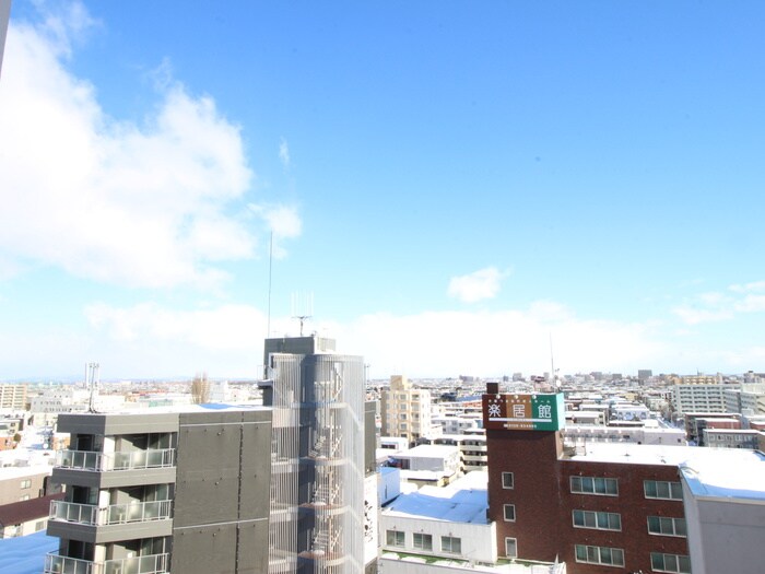 物件内観写真22　(室内からの展望)