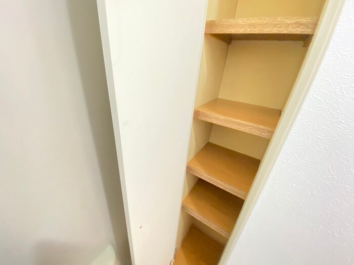 物件内観写真8　(靴箱)