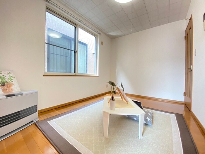 物件内観写真9　(居室)