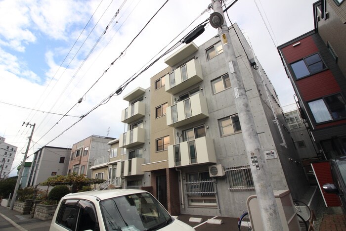 物件外観写真2　(外観写真)