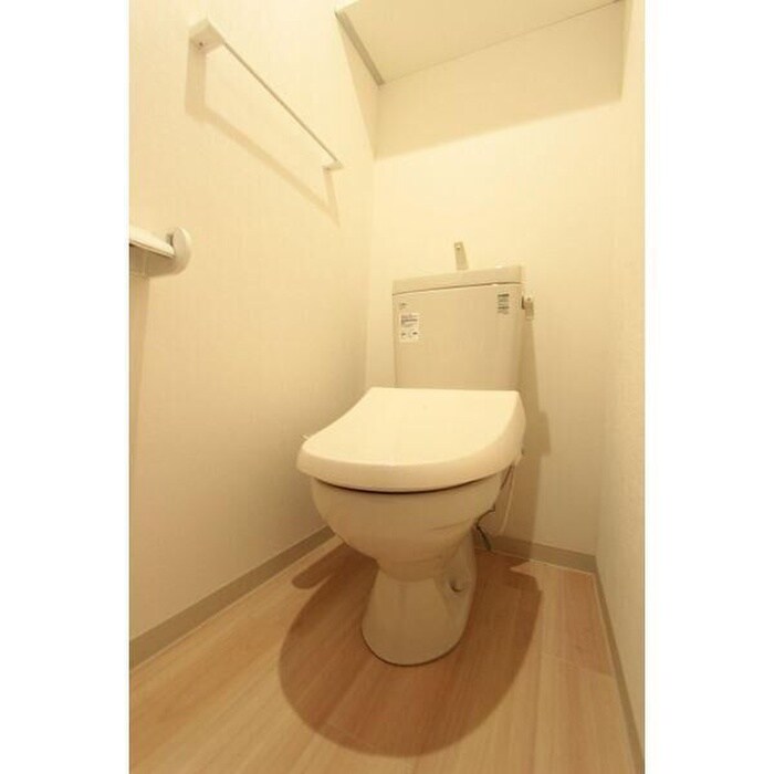 物件内観写真12　(トイレ)