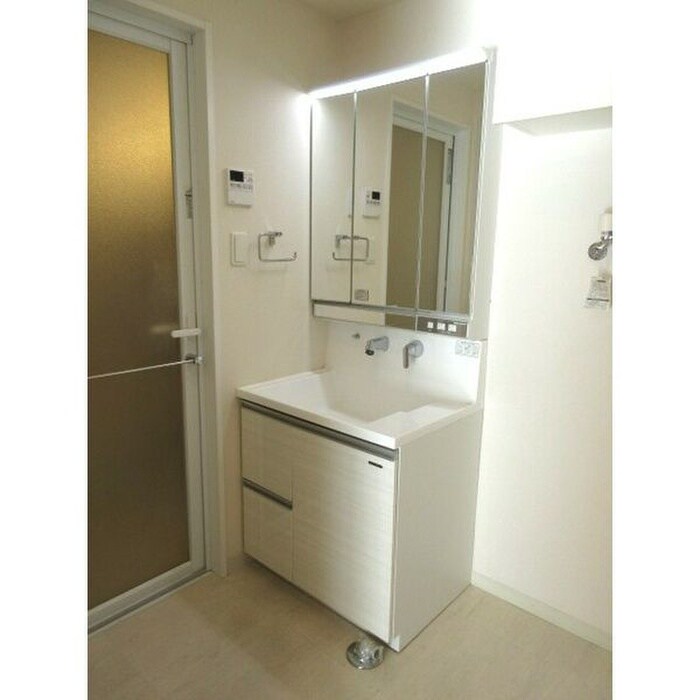 物件内観写真10　(洗面)