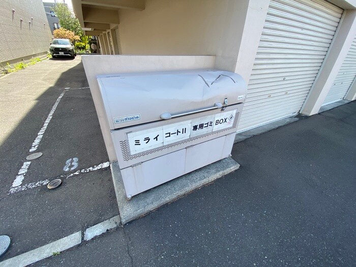 物件外観写真6　(建物設備)