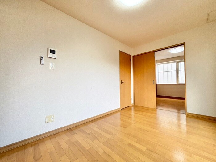 物件内観写真10　(居室)