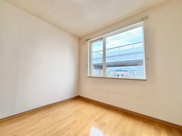 物件内観写真12　(居室)