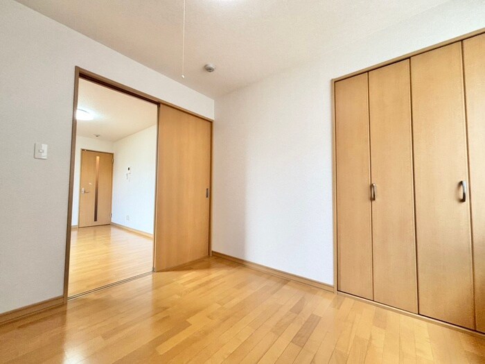 物件内観写真13　(居室)