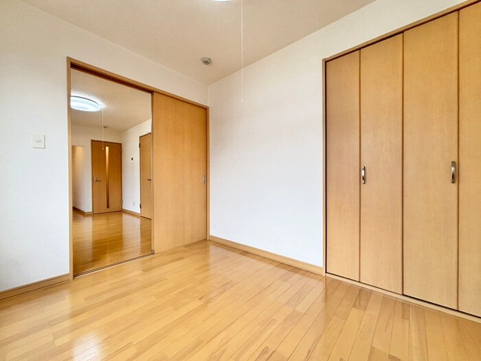 物件内観写真13　(居室)