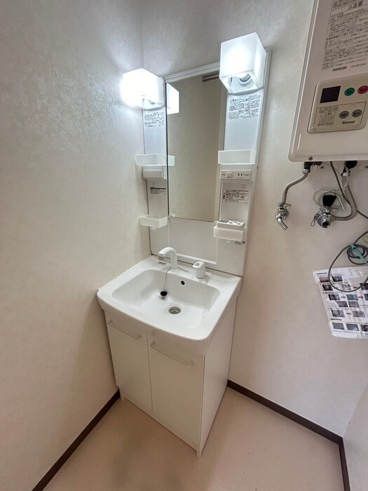 物件内観写真14　(洗面)