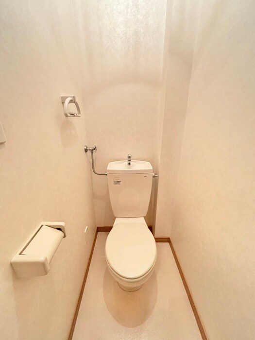 物件内観写真16　(トイレ)