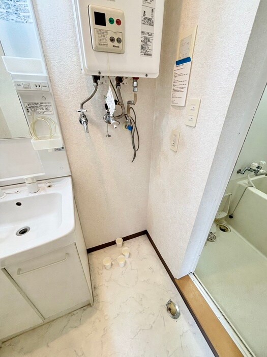 物件内観写真20　(洗濯機置場)