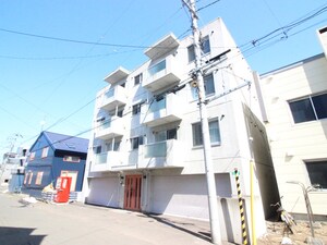 グランセ八軒外観写真