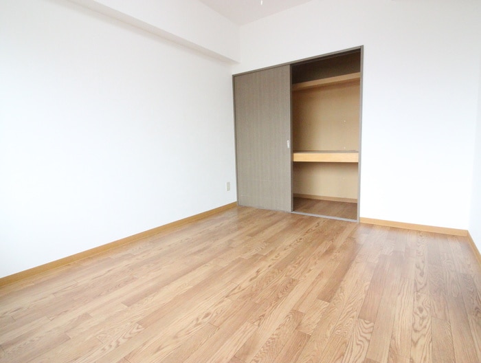 物件内観写真11　(居室)