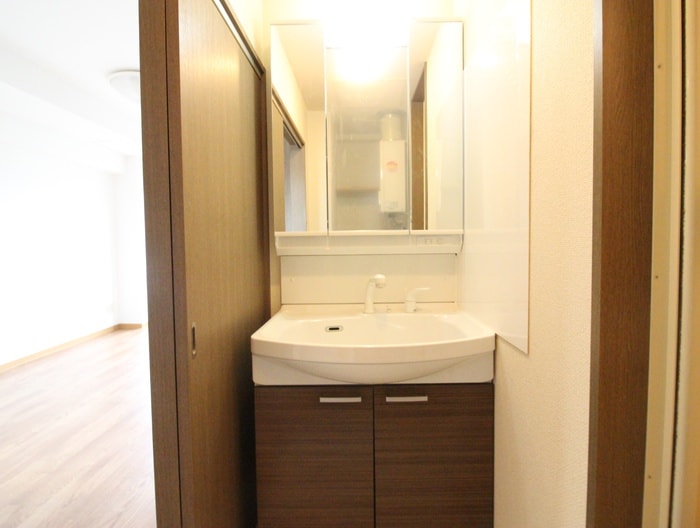 物件内観写真16　(洗面)