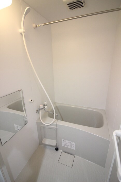 物件内観写真13　(バス／シャワールーム等)