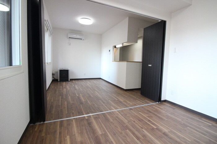 物件内観写真21　(居室)