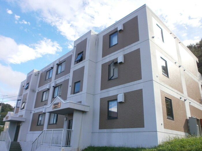 物件外観写真3　(外観写真)