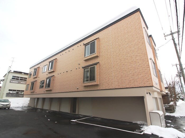 物件外観写真5　(外観写真)