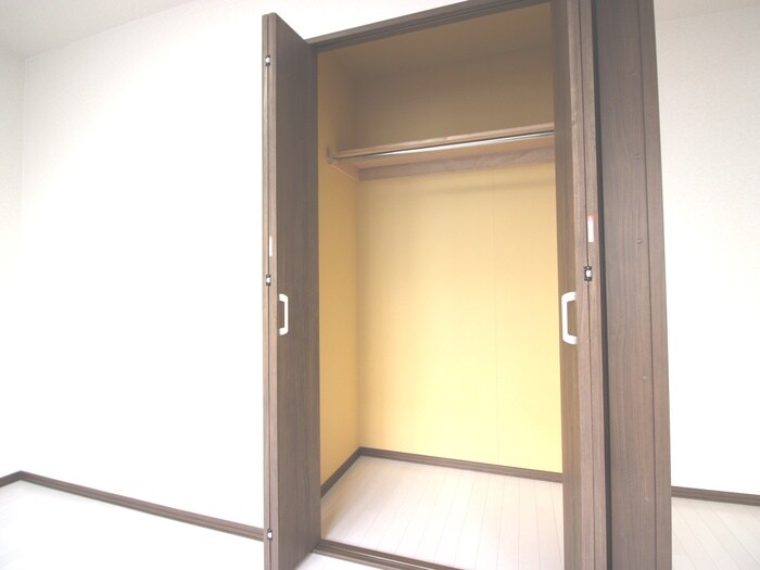物件内観写真13　(収納)