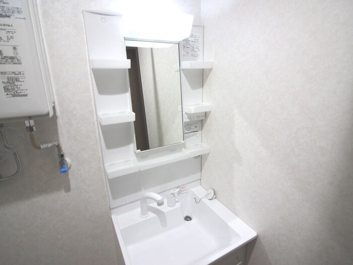 物件内観写真15　(洗面)