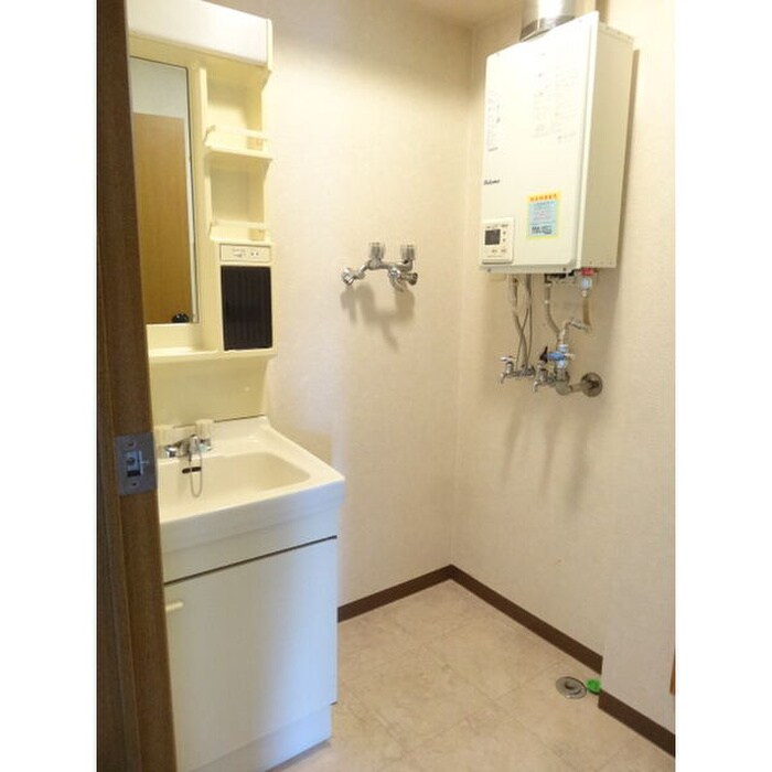 物件内観写真12　(洗面)