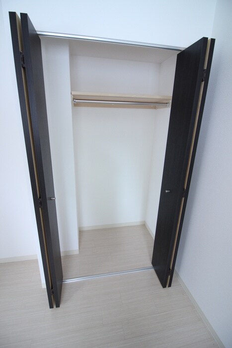 物件内観写真10　(収納)