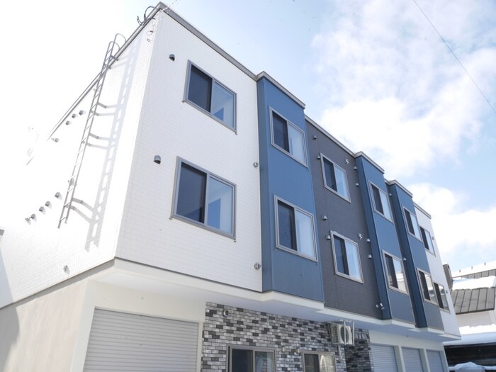 物件外観写真1　(外観写真)