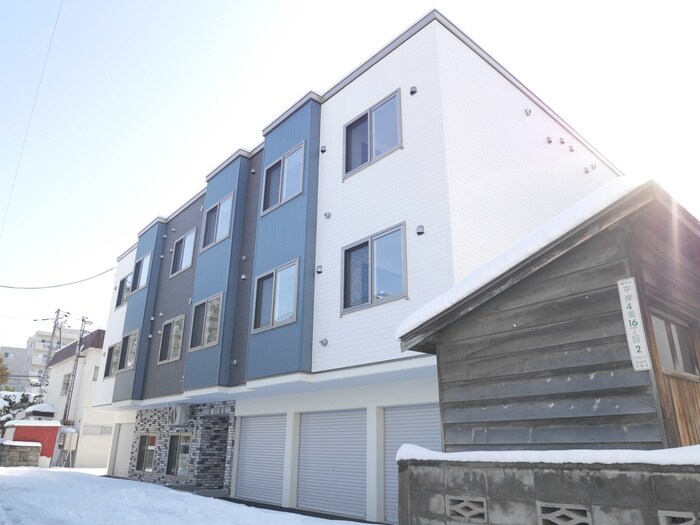 物件外観写真2　(外観写真)