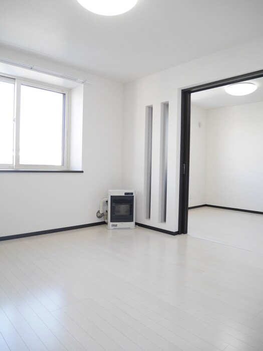 物件内観写真5　(居室)