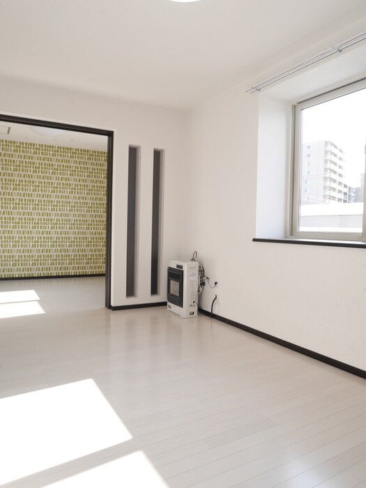 物件内観写真6　(居室)