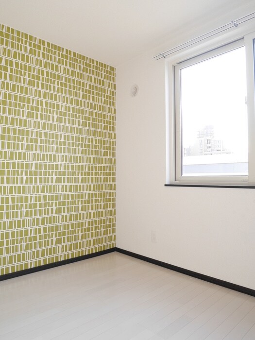 物件内観写真8　(居室)