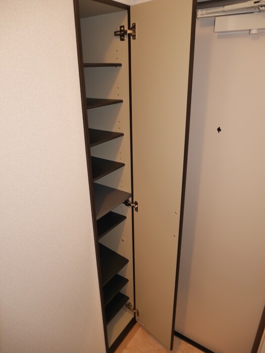 物件内観写真16　(靴箱)