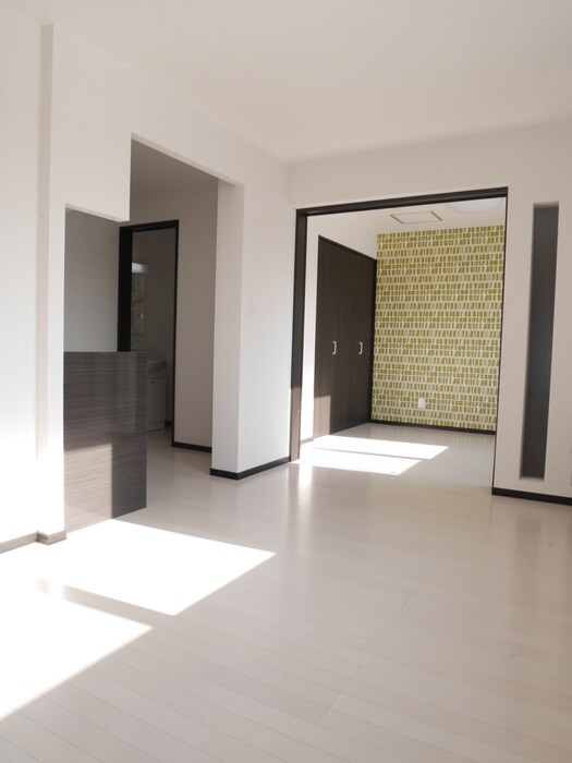 物件内観写真18　(居室)