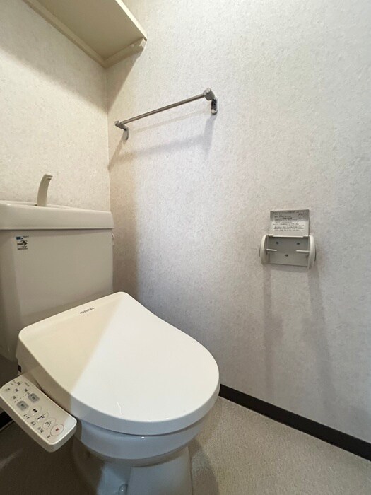 物件内観写真13　(トイレ)