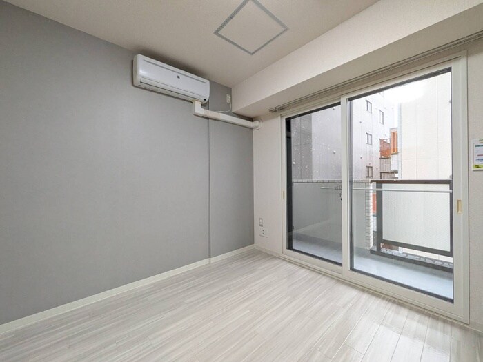 物件内観写真4　(居室)