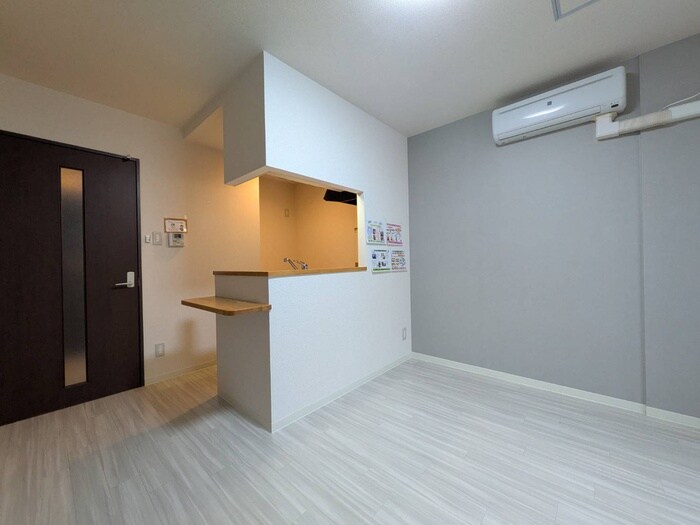 物件内観写真5　(居室)