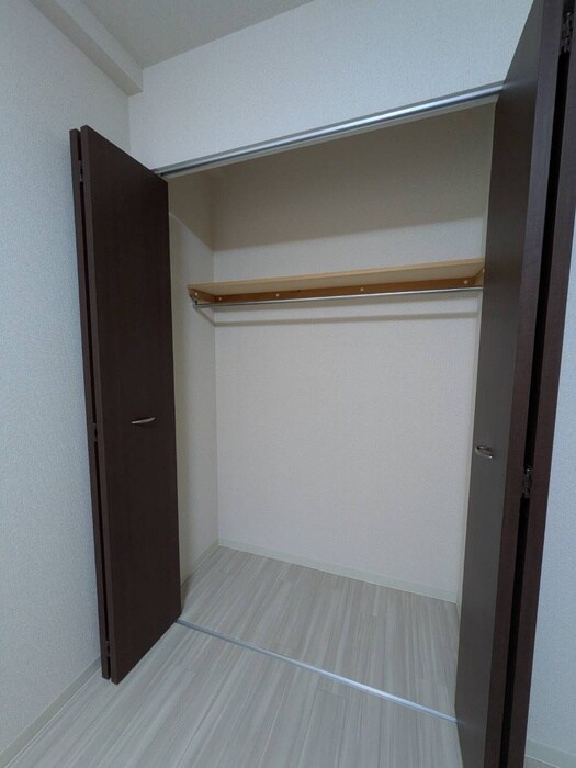 物件内観写真13　(収納)