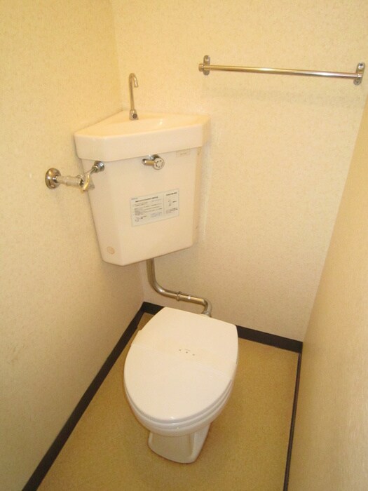 物件内観写真12　(トイレ)