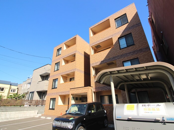 物件外観写真2　(外観写真)