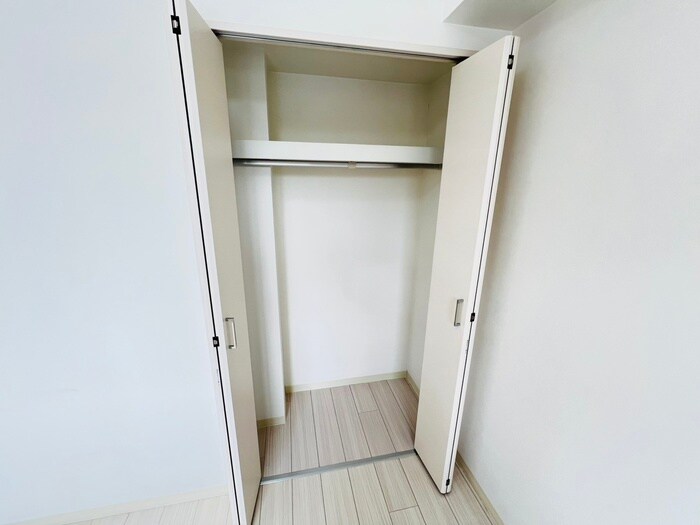 物件内観写真15　(収納)