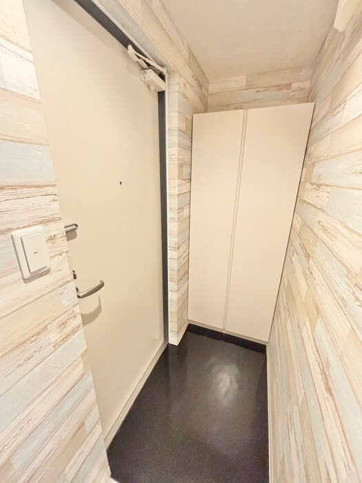 物件内観写真19　(玄関)