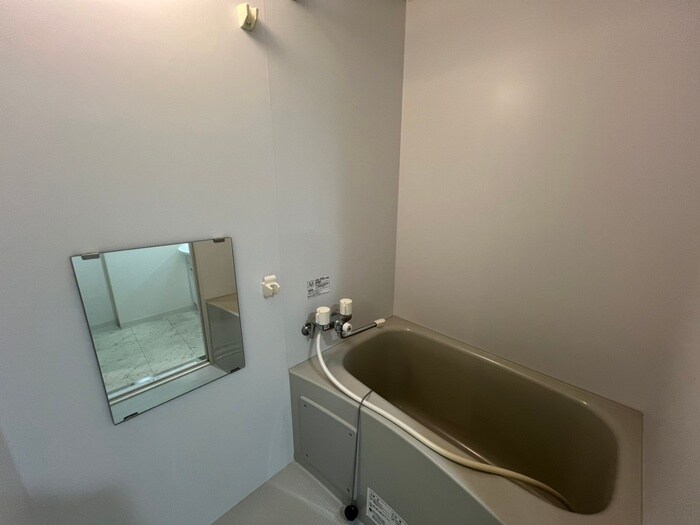 物件内観写真12　(バス／シャワールーム等)