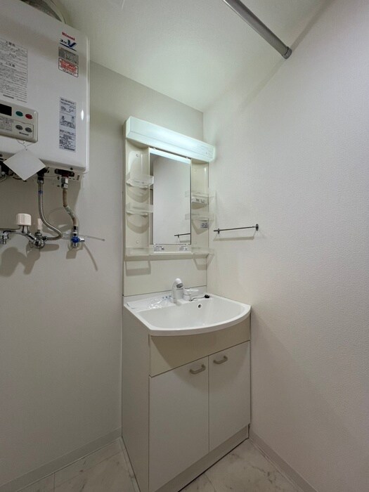 物件内観写真14　(洗面)