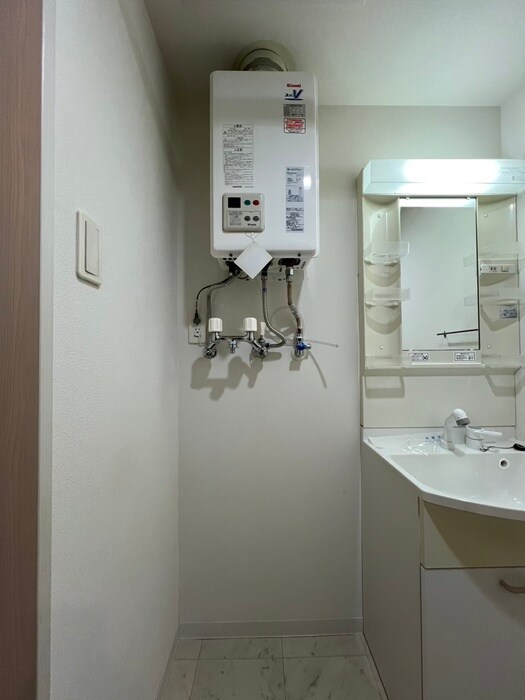 物件内観写真18　(洗濯機置場)