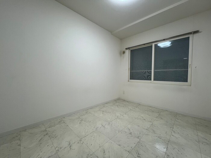 物件内観写真19　(居室)