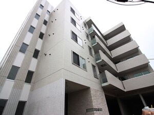 Ｃｈａｔｅａｕ　Ｂｌａｎｃ６５外観写真