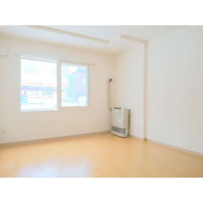 物件内観写真4　(居室)