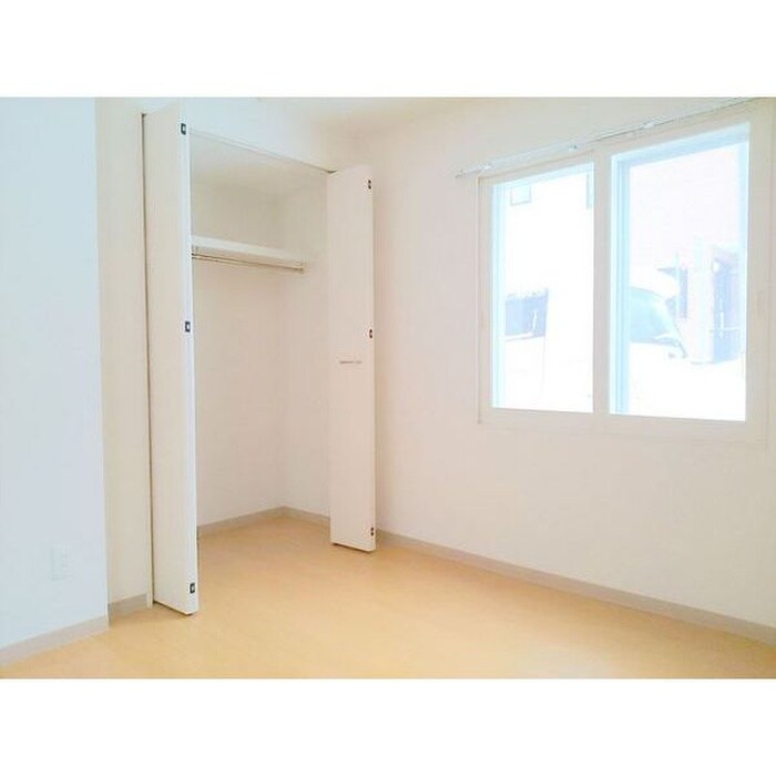 物件内観写真7　(収納)