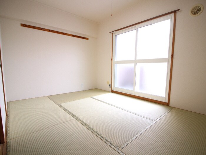 物件内観写真12　(居室)